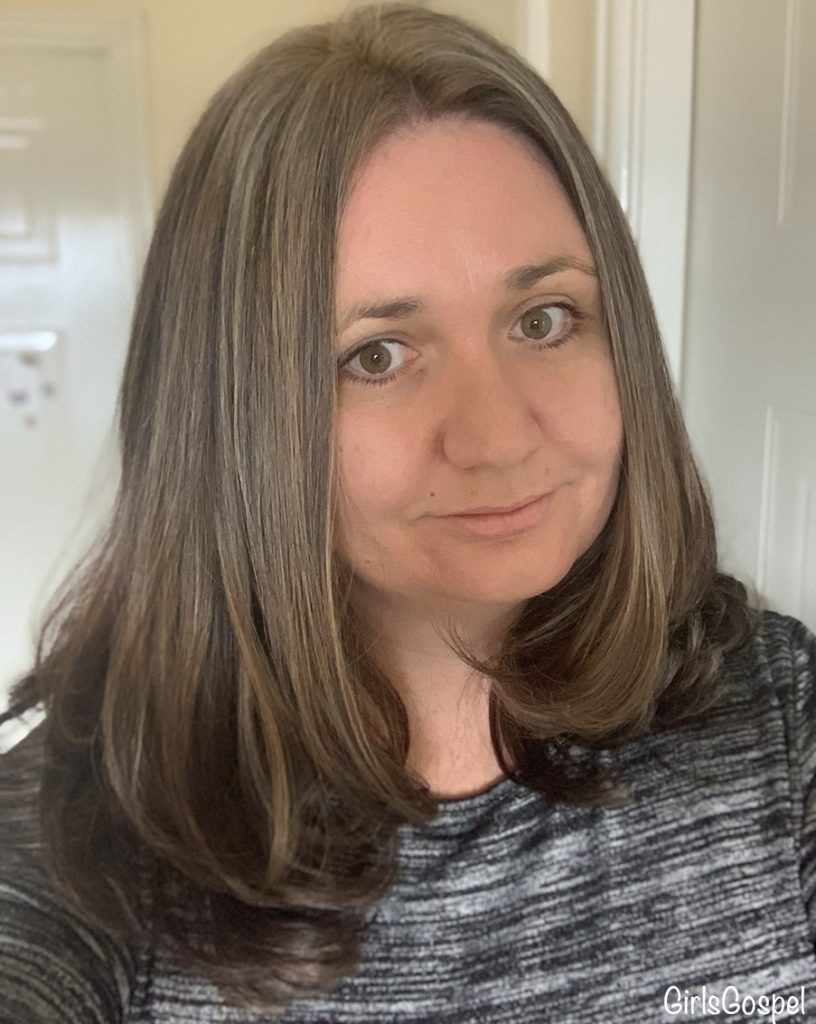 growing out my grey hair